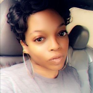 Meet your Posher, Tonisha